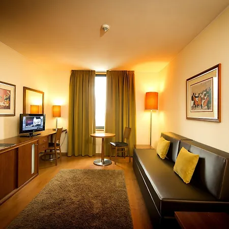 Gale Opera Hotel 4*