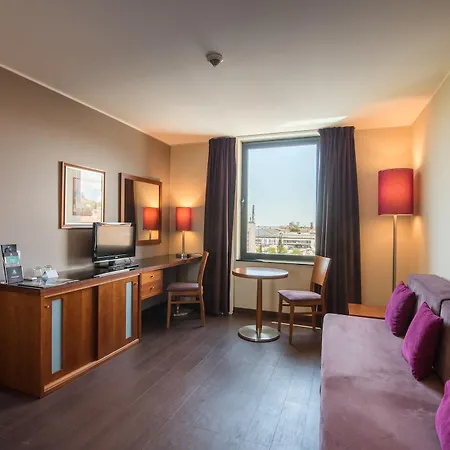 Gale Opera Hotel 4*